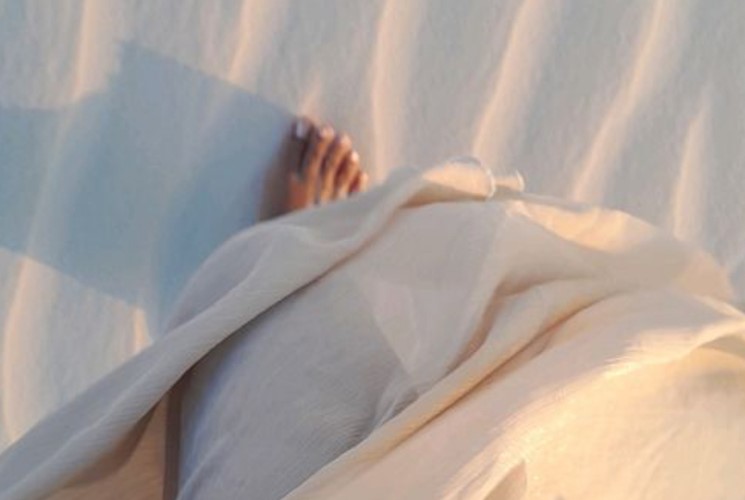 How Modest Women Stay in Style during the Summer Heat